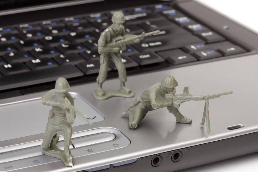 Res_4005667_soldier_laptop